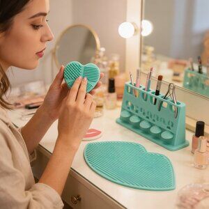 Macy's Makeup Brush Detox Set 3 pc drying rack organizer Clean And Organize